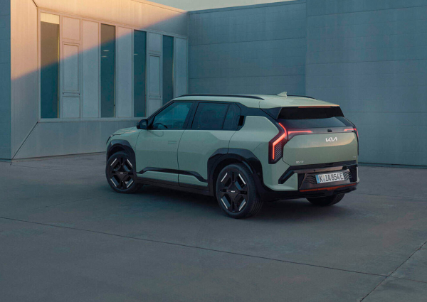 Uusi Kia EV3