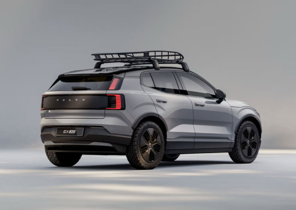 Volvo EX30 Cross Country