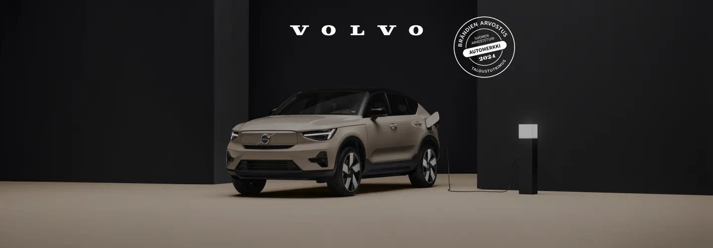 Uudet volvot auto-killasta