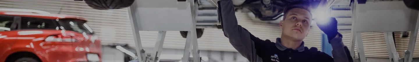 Auto-Killan kattava merkkihuolto, rengastarjoukset, huollon ja renkaiden lisäpalvelut napin painalluksella