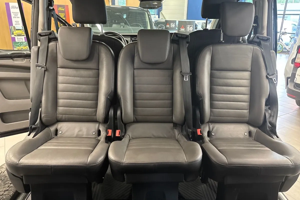 FORD Tourneo Custom