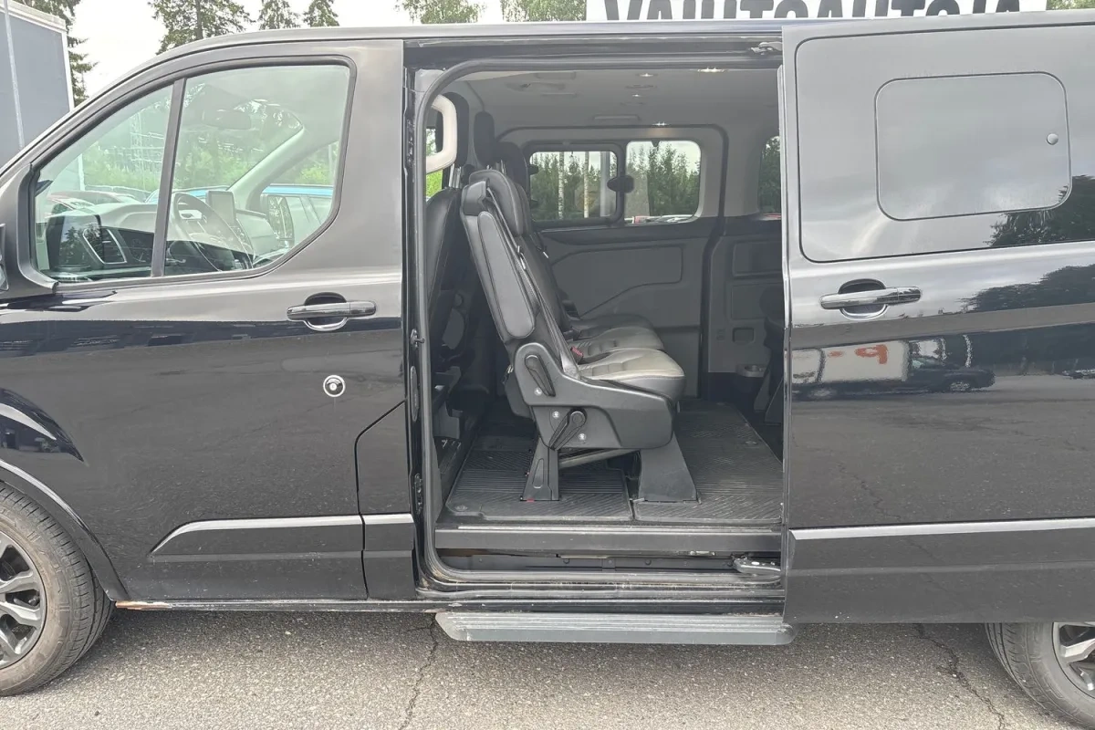 FORD Tourneo Custom