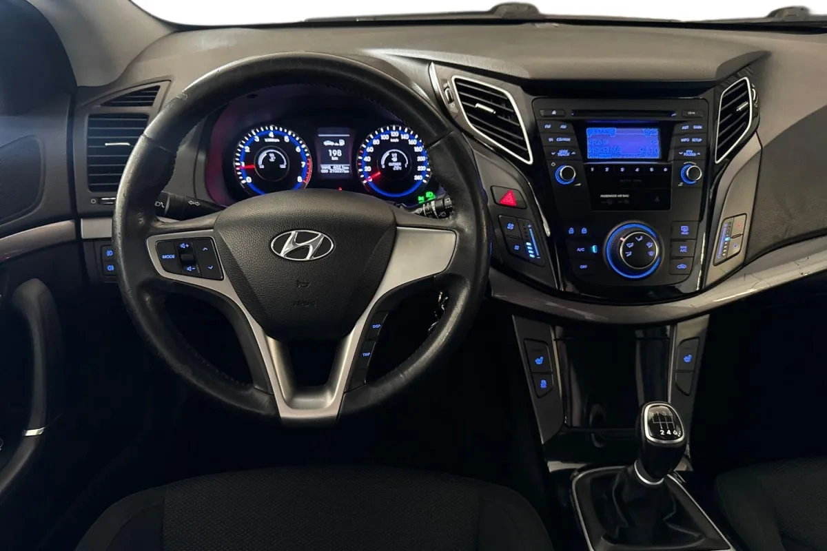 Hyundai i40