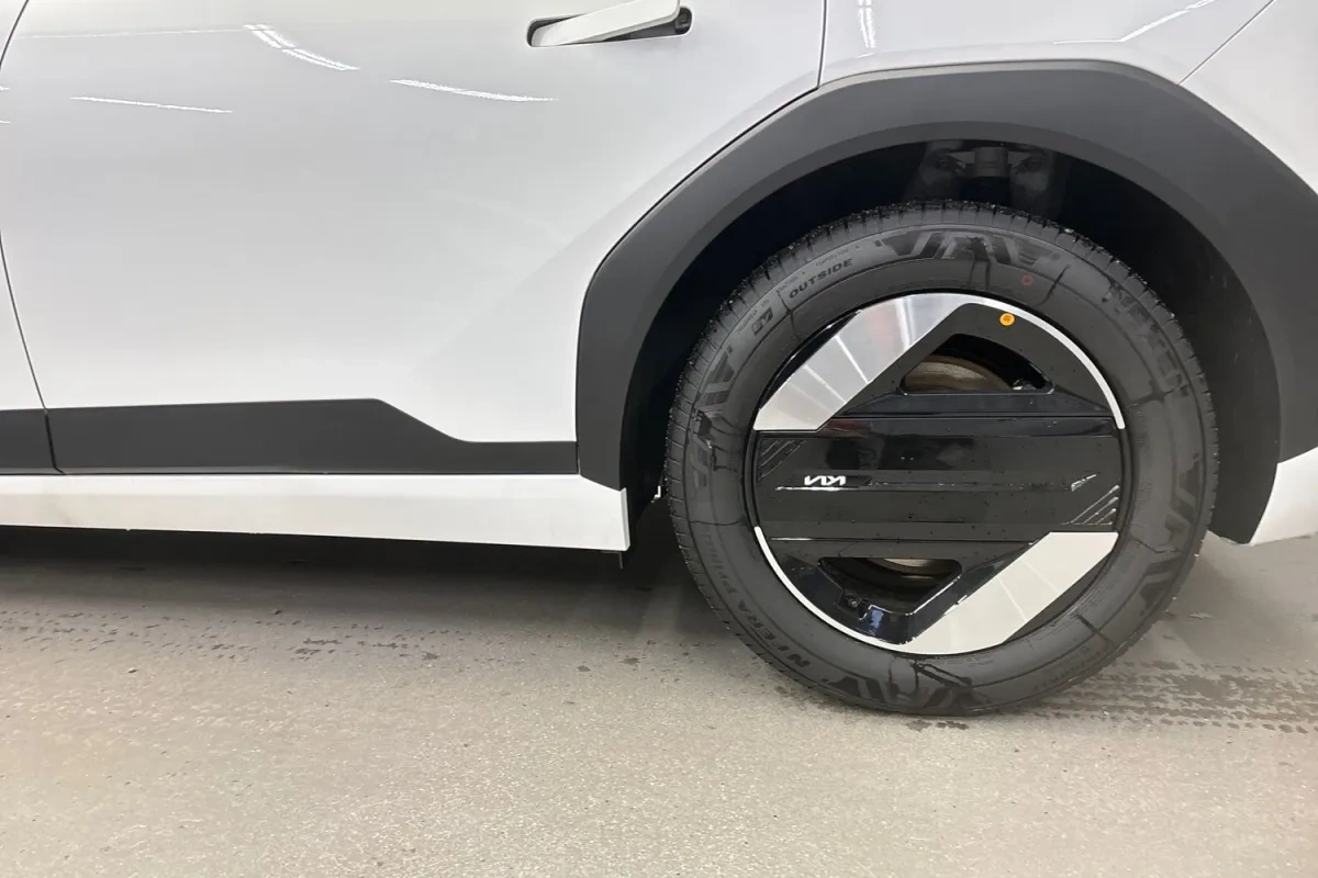 Kia EV4