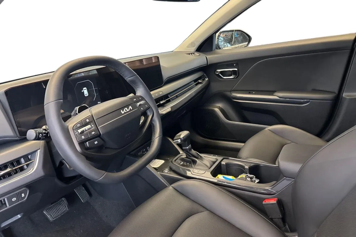 Kia K4