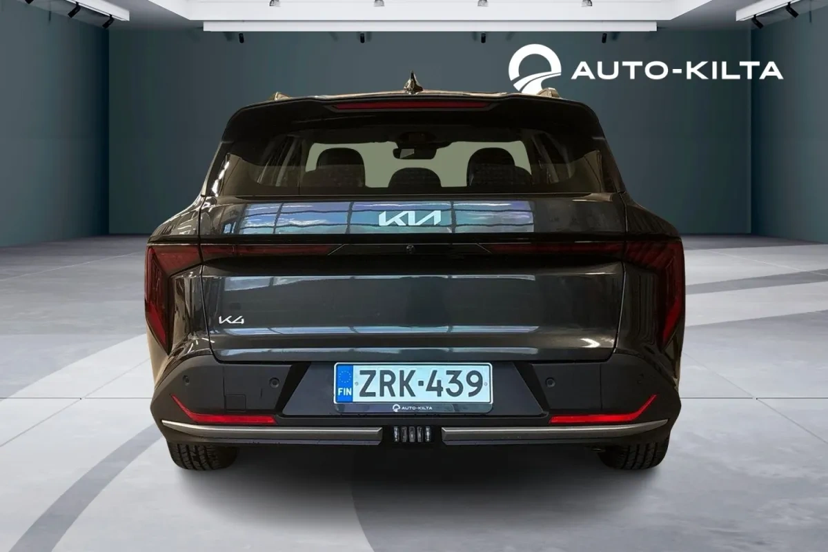 Kia K4