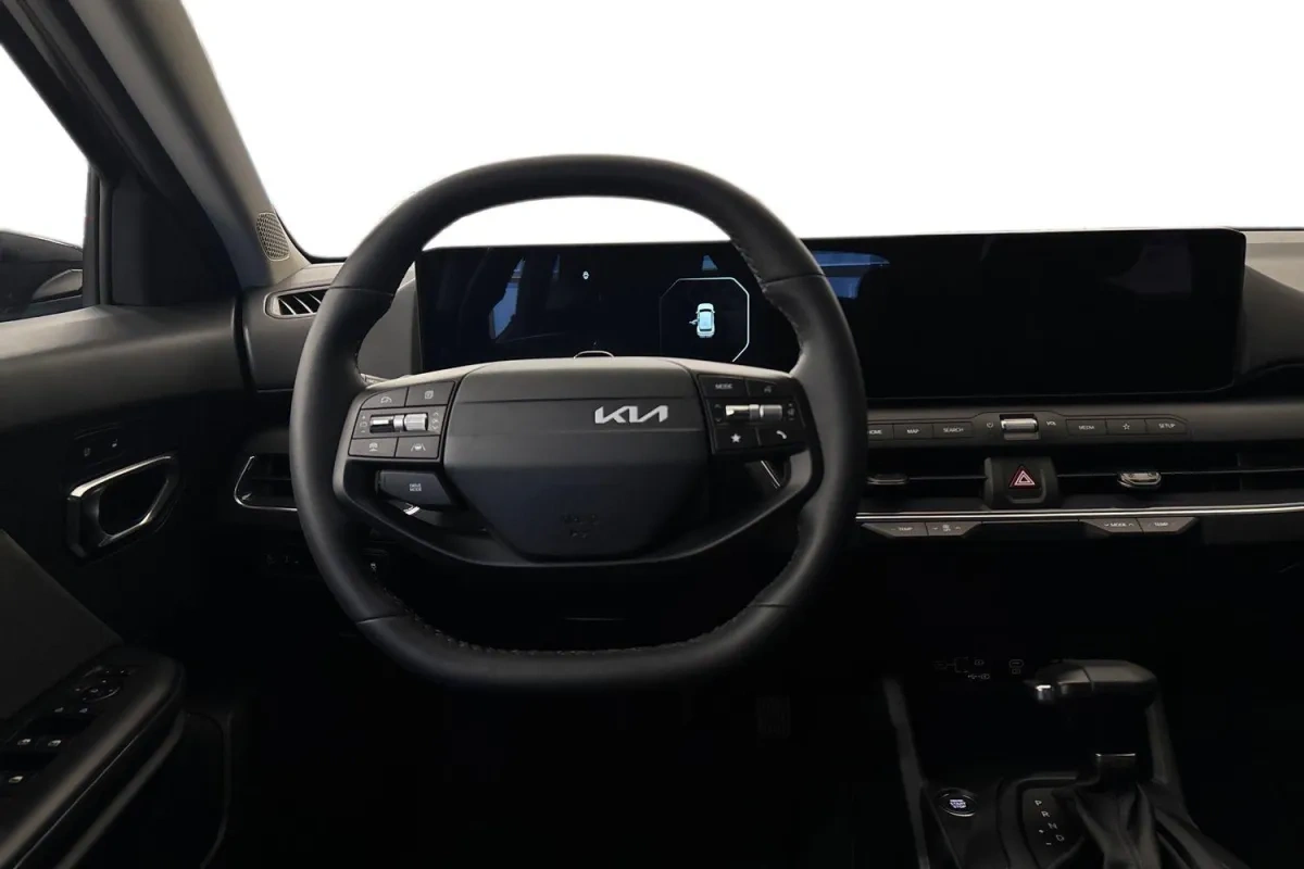 Kia K4