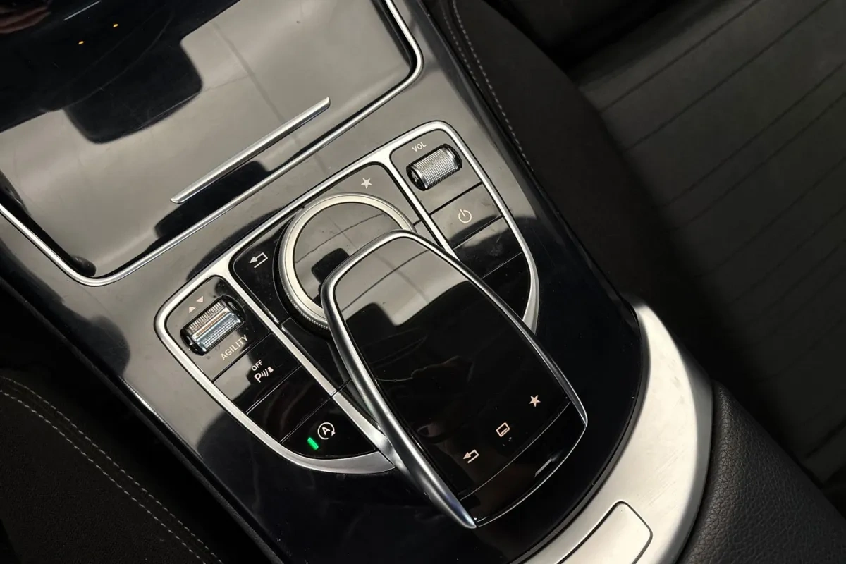 Mercedes-Benz C