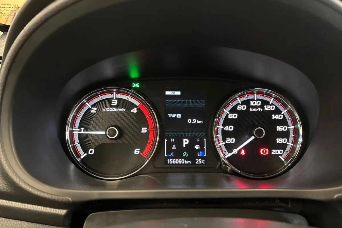 Mitsubishi L200