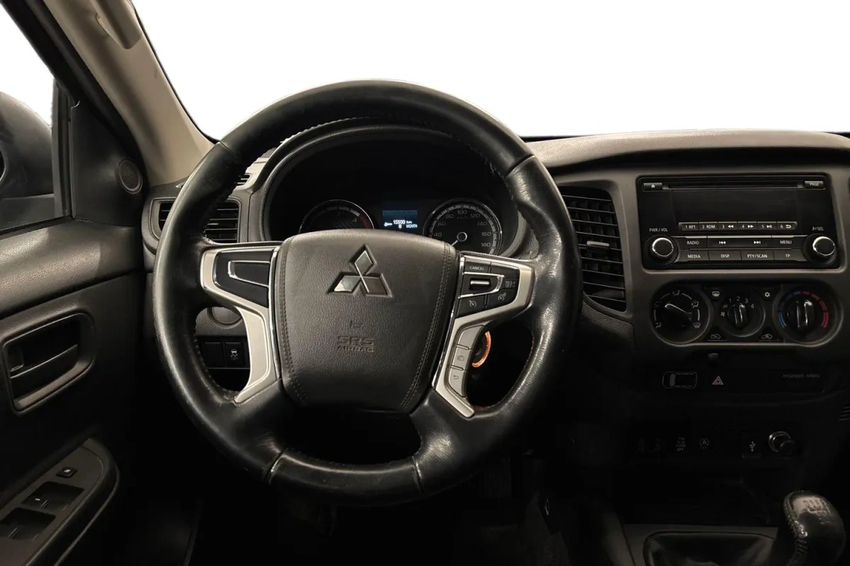Mitsubishi L200