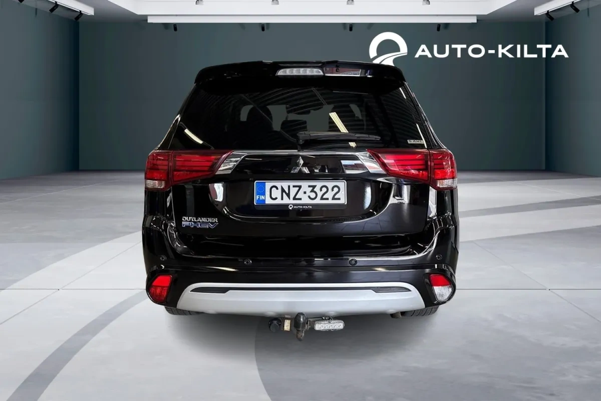 MITSUBISHI Outlander PHEV