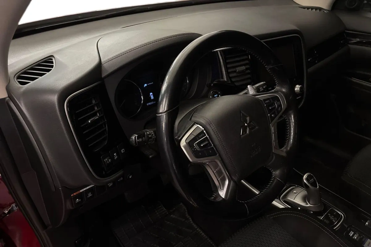 Mitsubishi Outlander PHEV