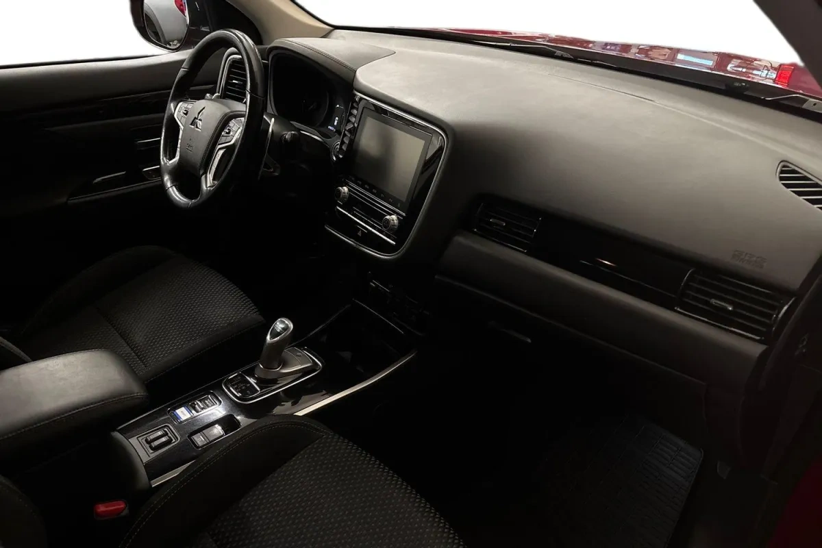 Mitsubishi Outlander PHEV