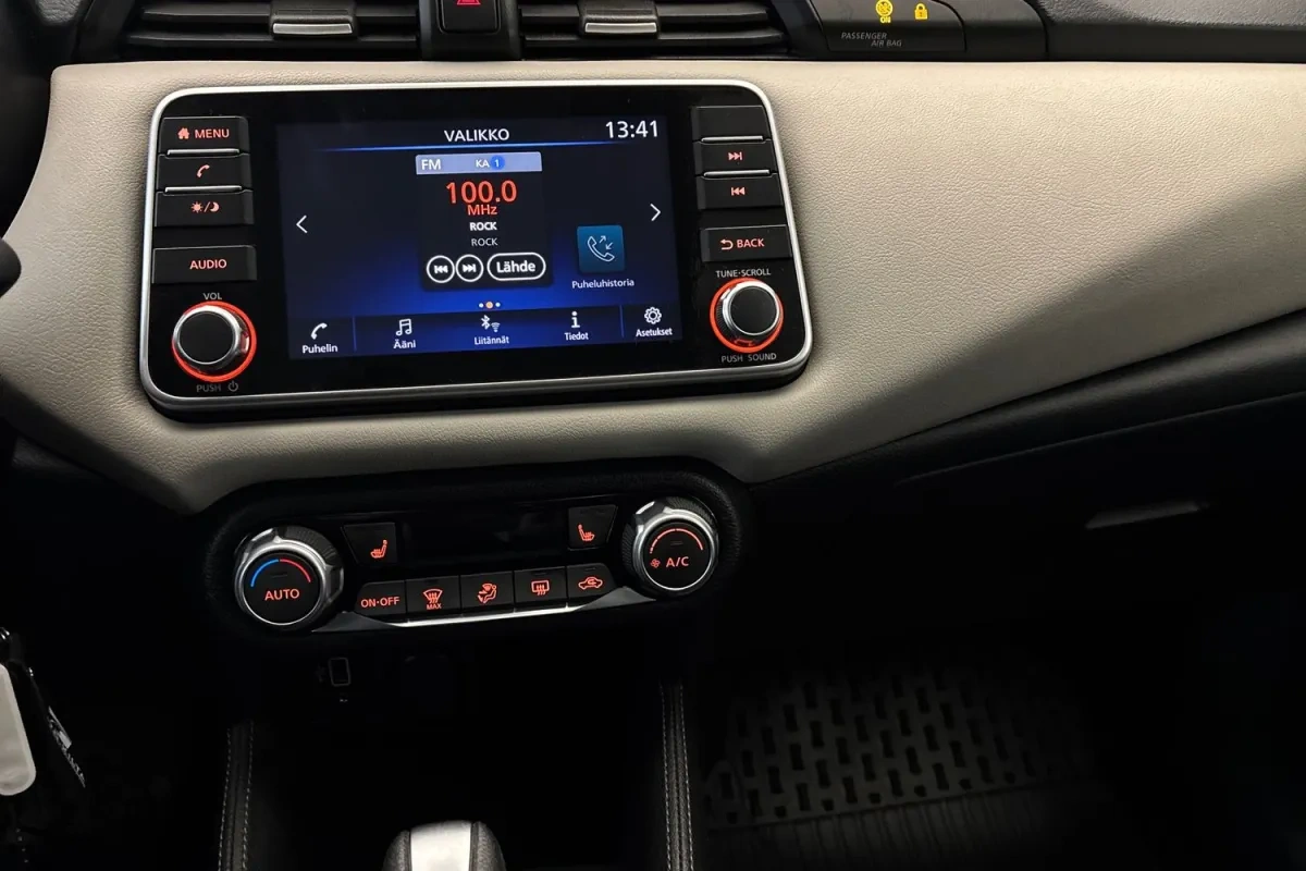 NISSAN Micra
