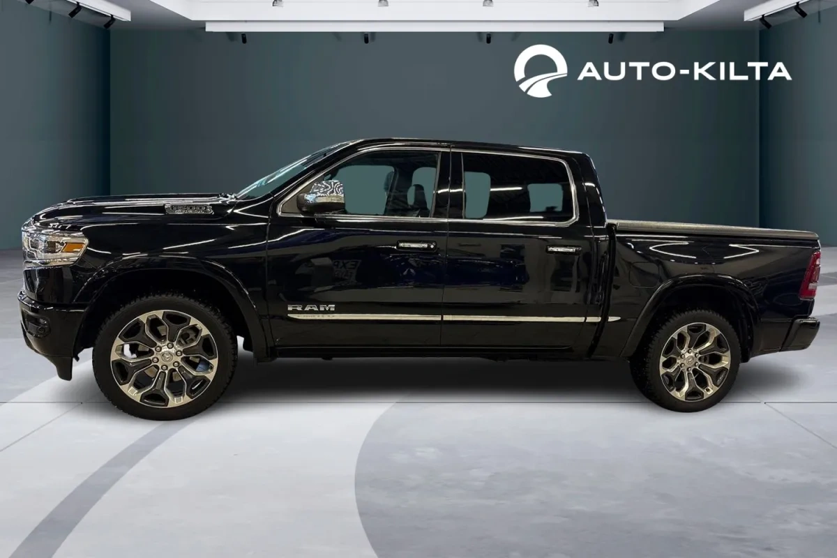 Ram 1500 Limited Crew Cab