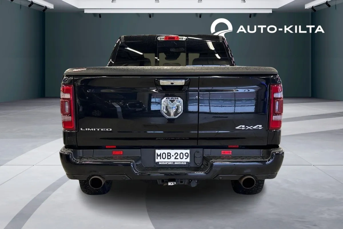 Ram 1500 Limited Crew Cab