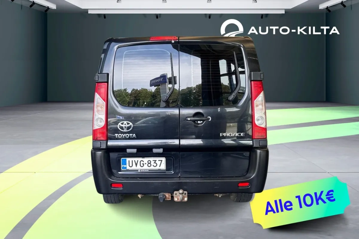 TOYOTA PROACE