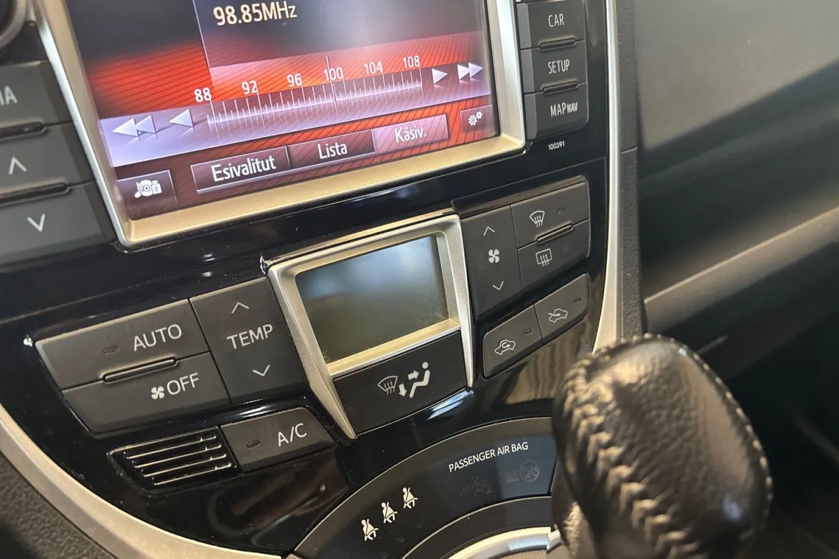 Toyota Verso-S