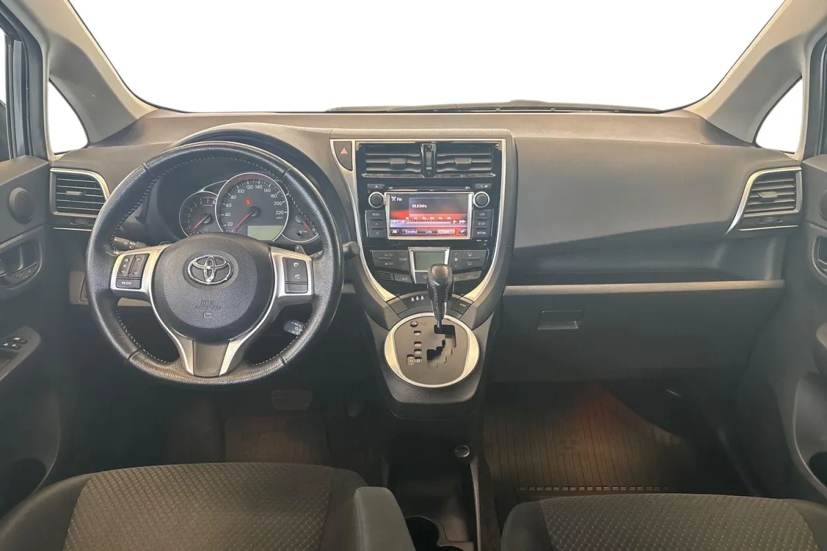 Toyota Verso-S