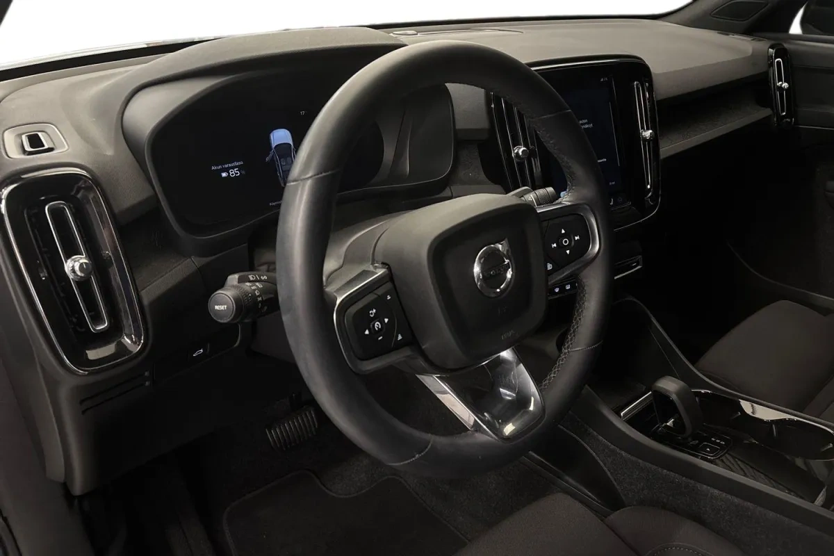 Volvo C40