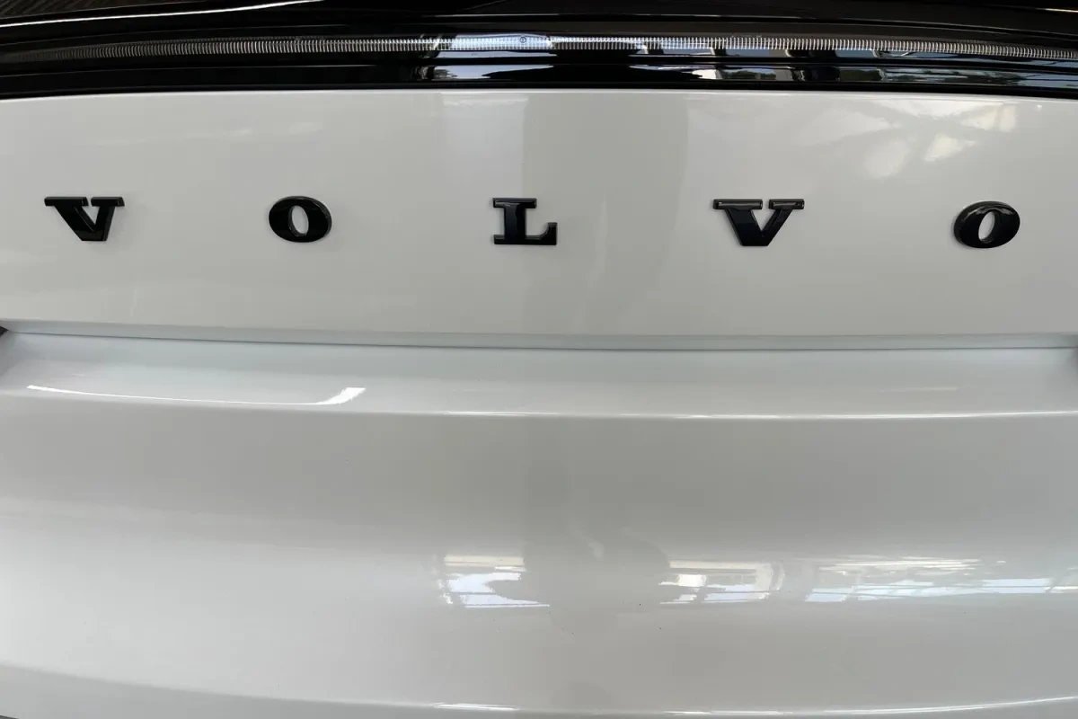 Volvo EC40