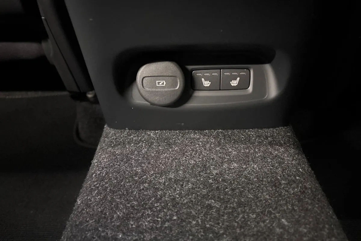 Volvo EC40