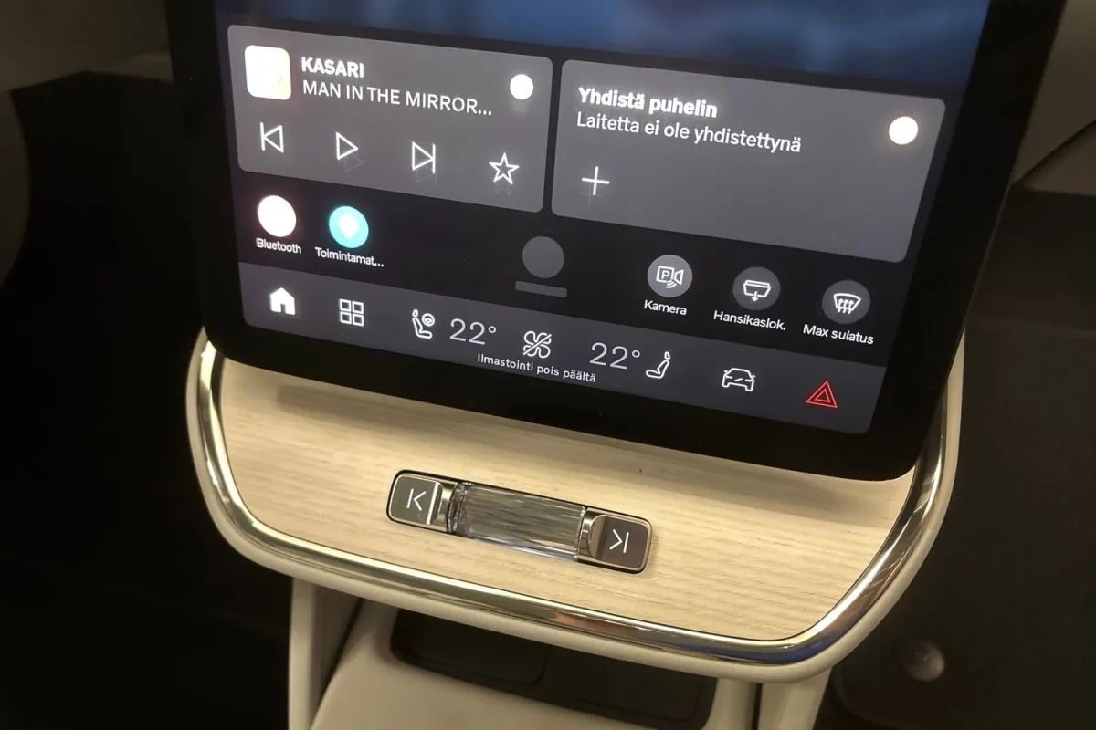 Volvo ES90