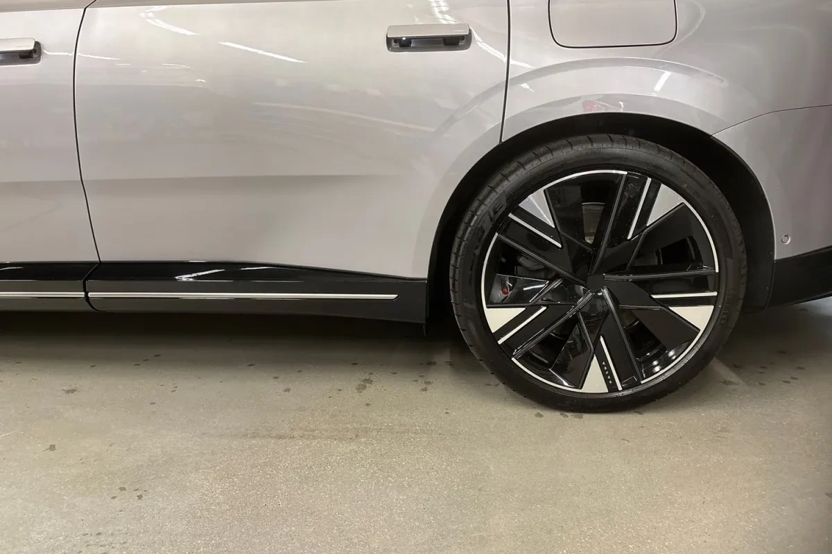 Volvo ES90