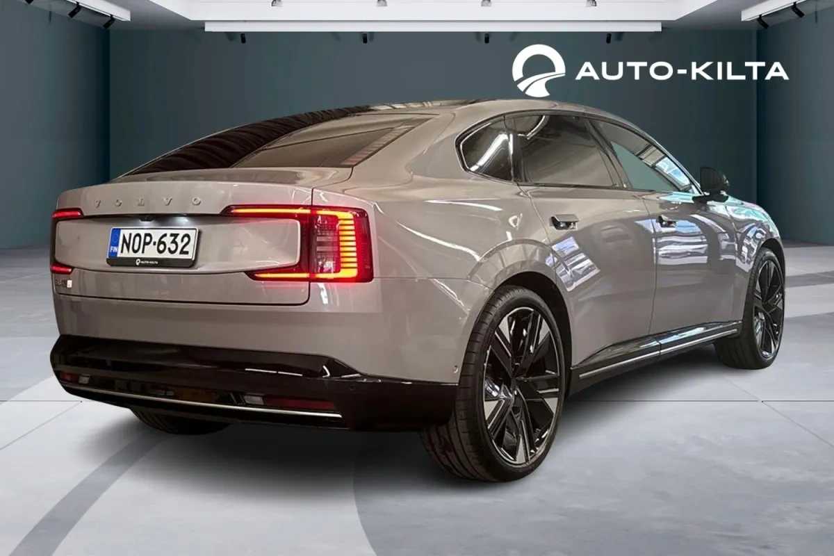 Volvo ES90