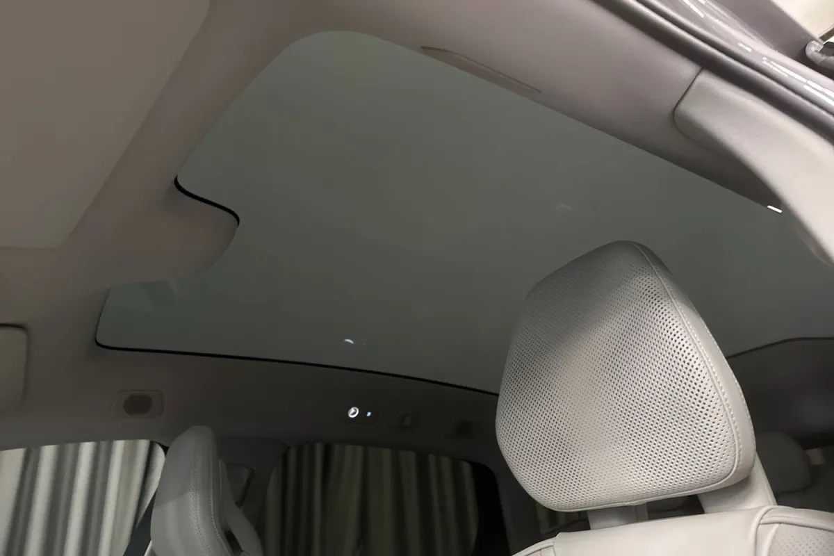 Volvo ES90
