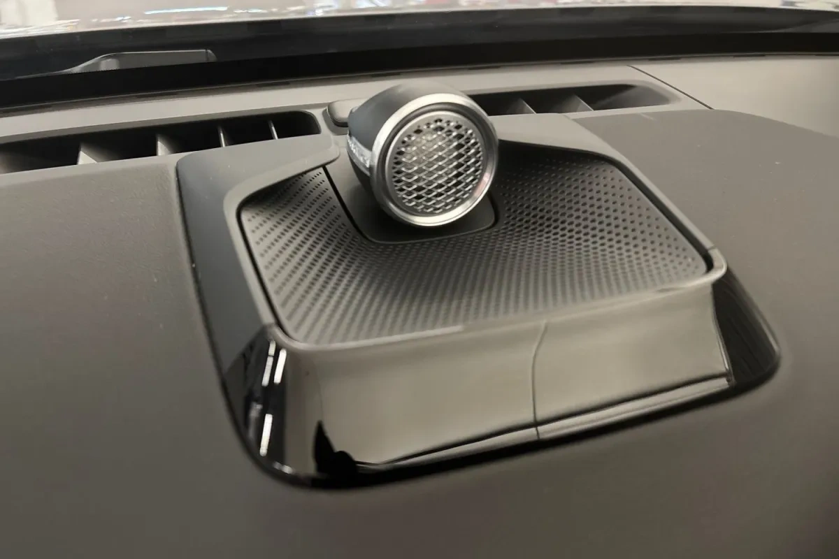 Volvo ES90