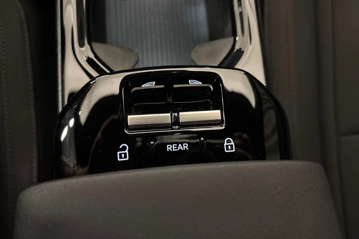 Volvo EX30