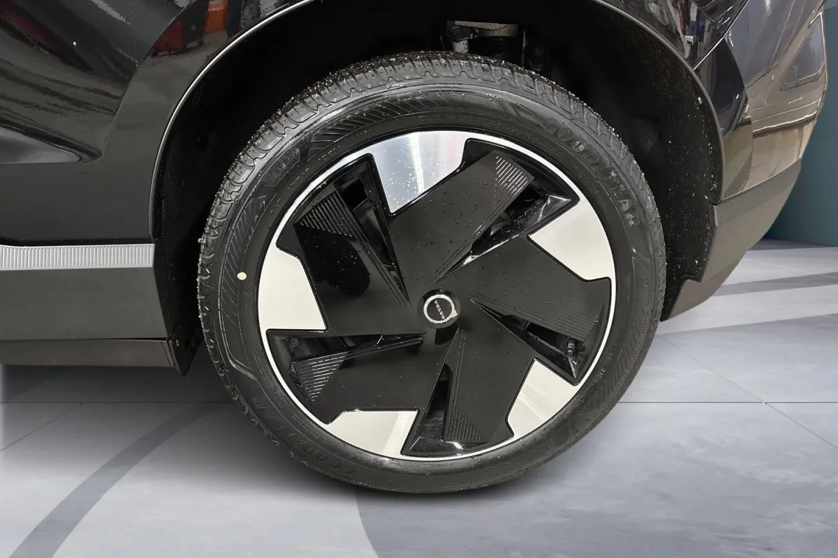 Volvo EX30