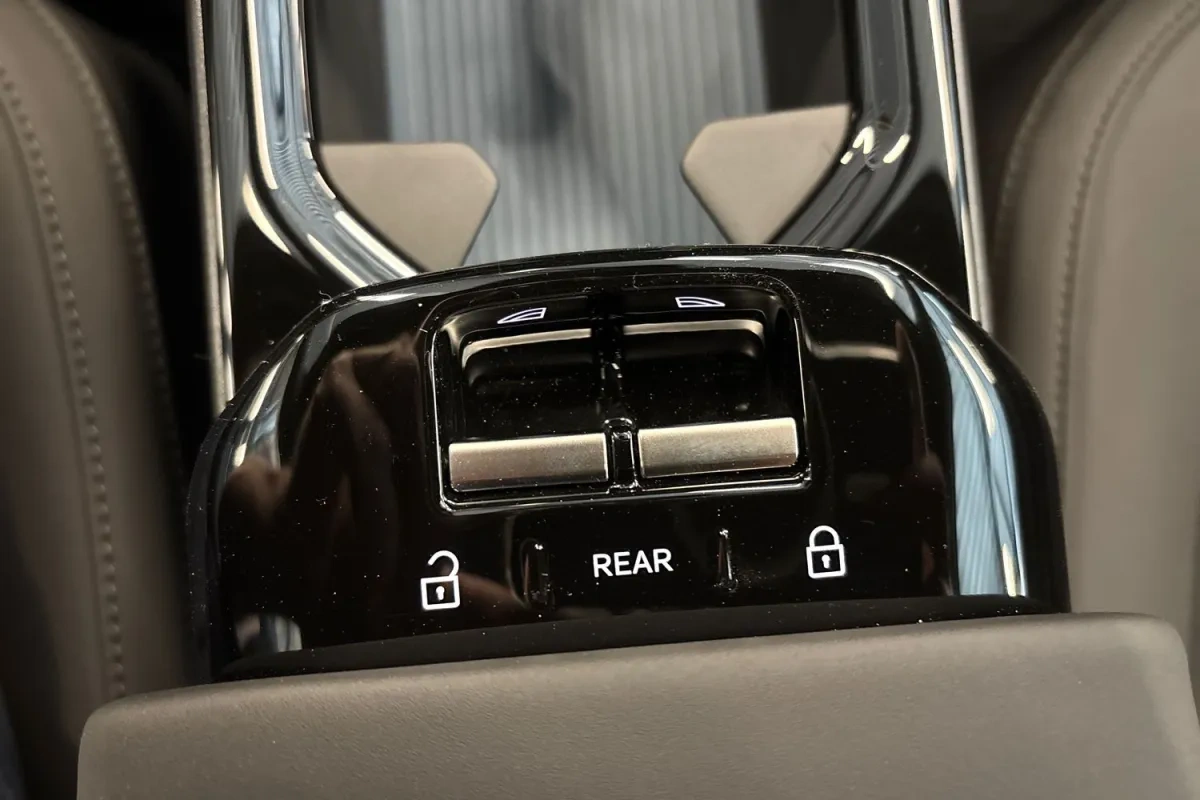 Volvo EX30