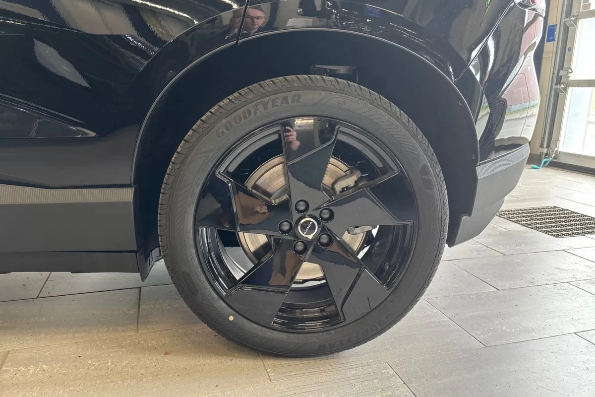 Volvo EX30
