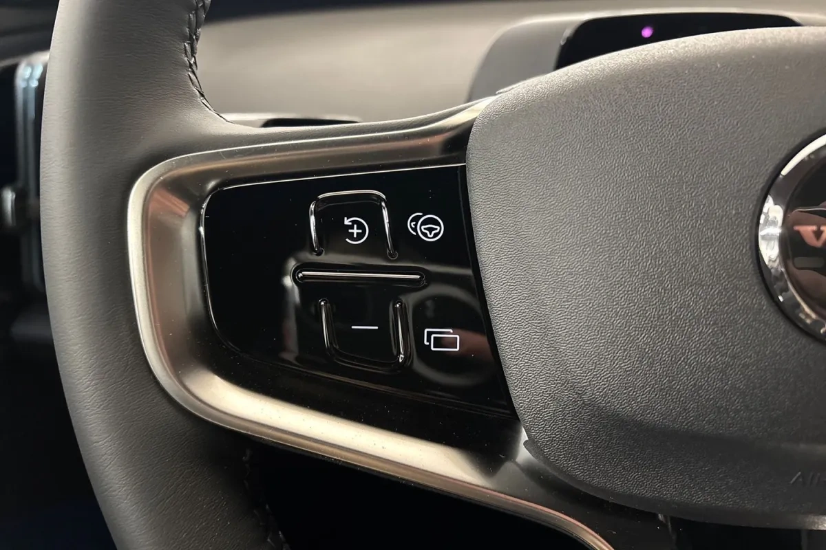Volvo EX30
