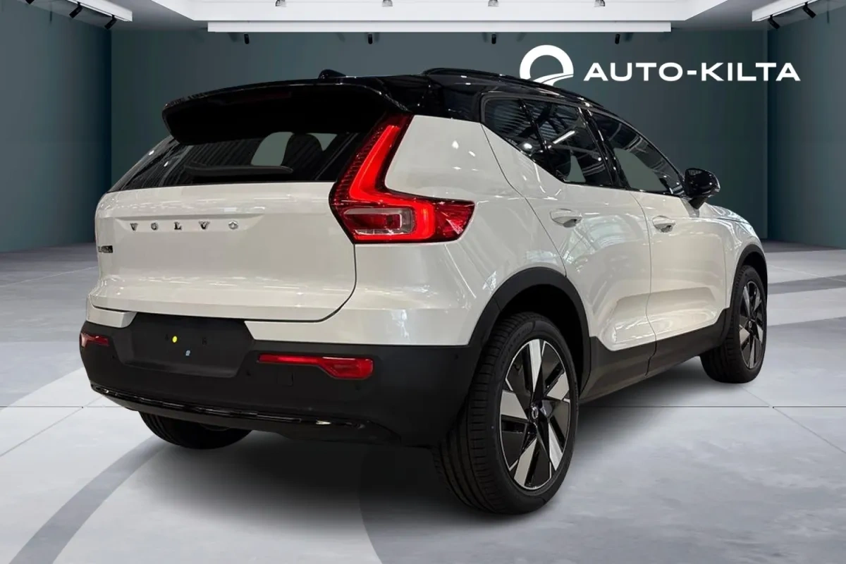 Volvo EX40