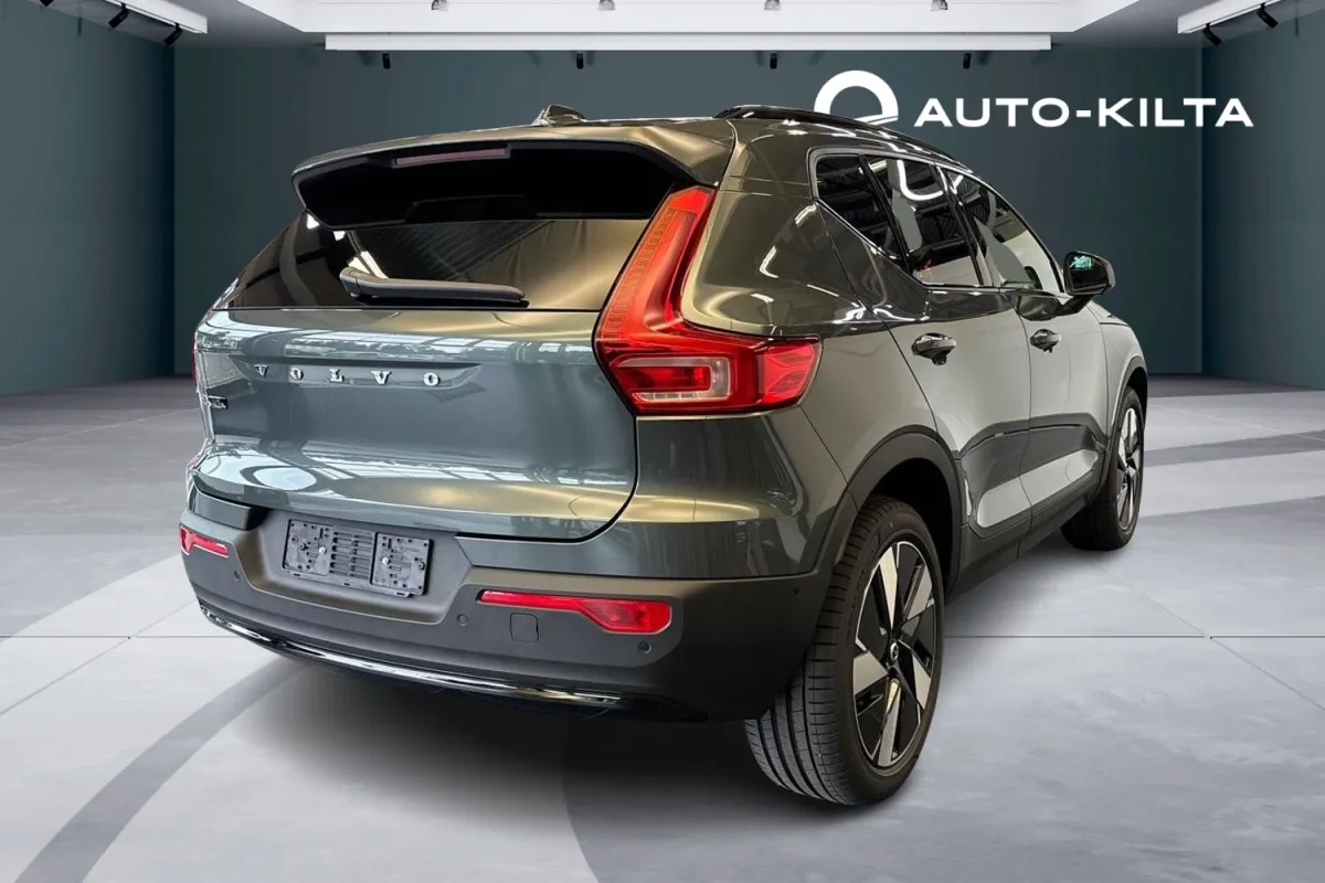 Volvo EX40