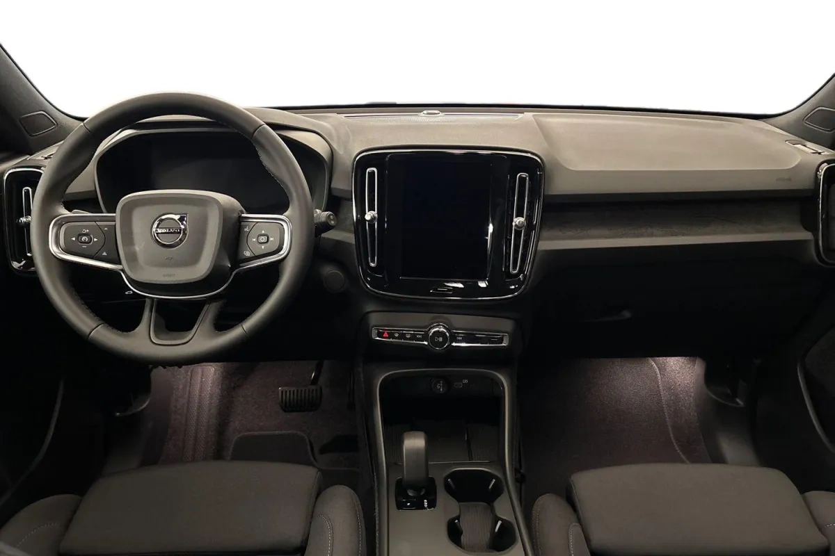Volvo EX40