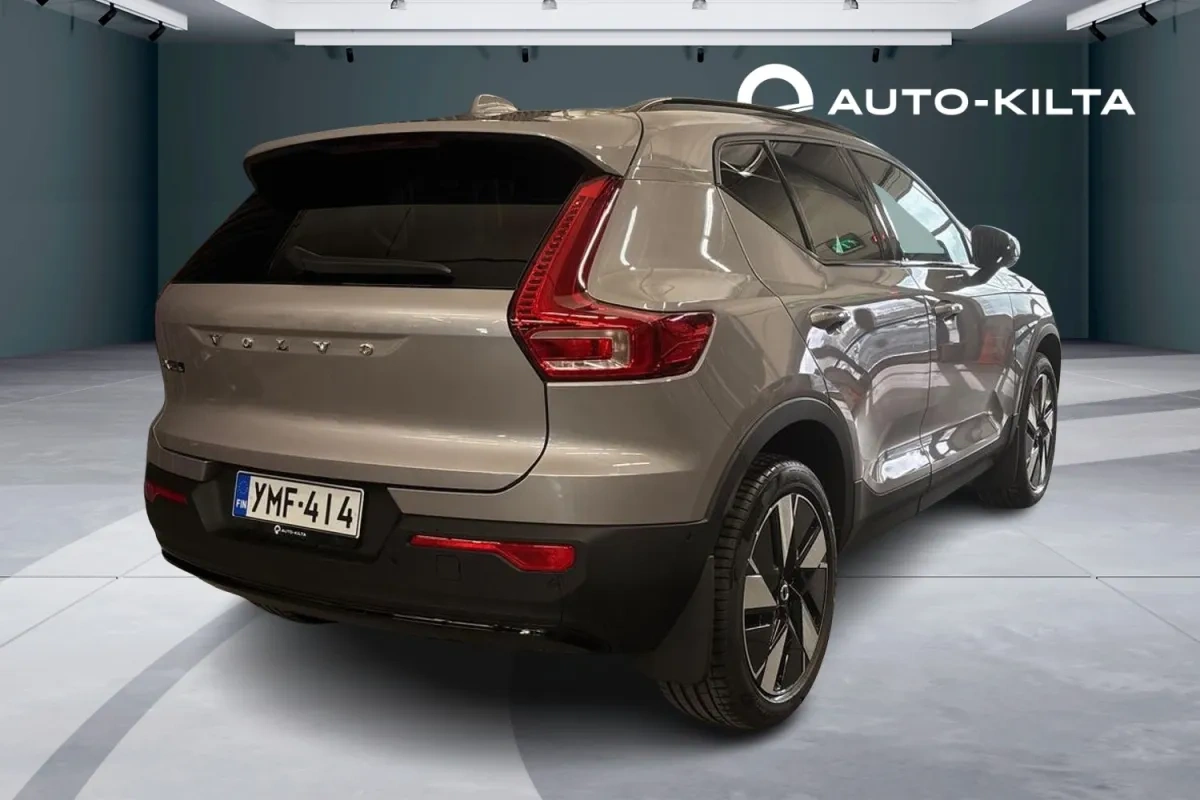 Volvo EX40