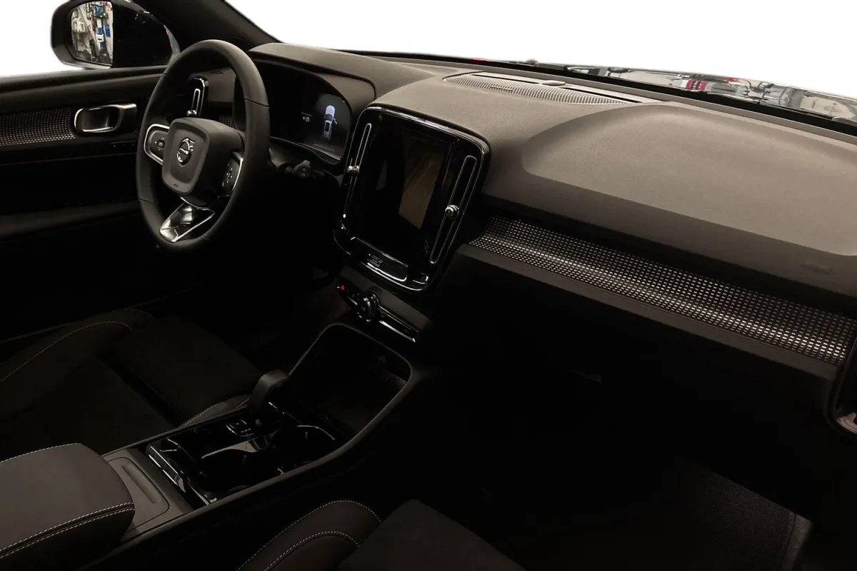 Volvo EX40