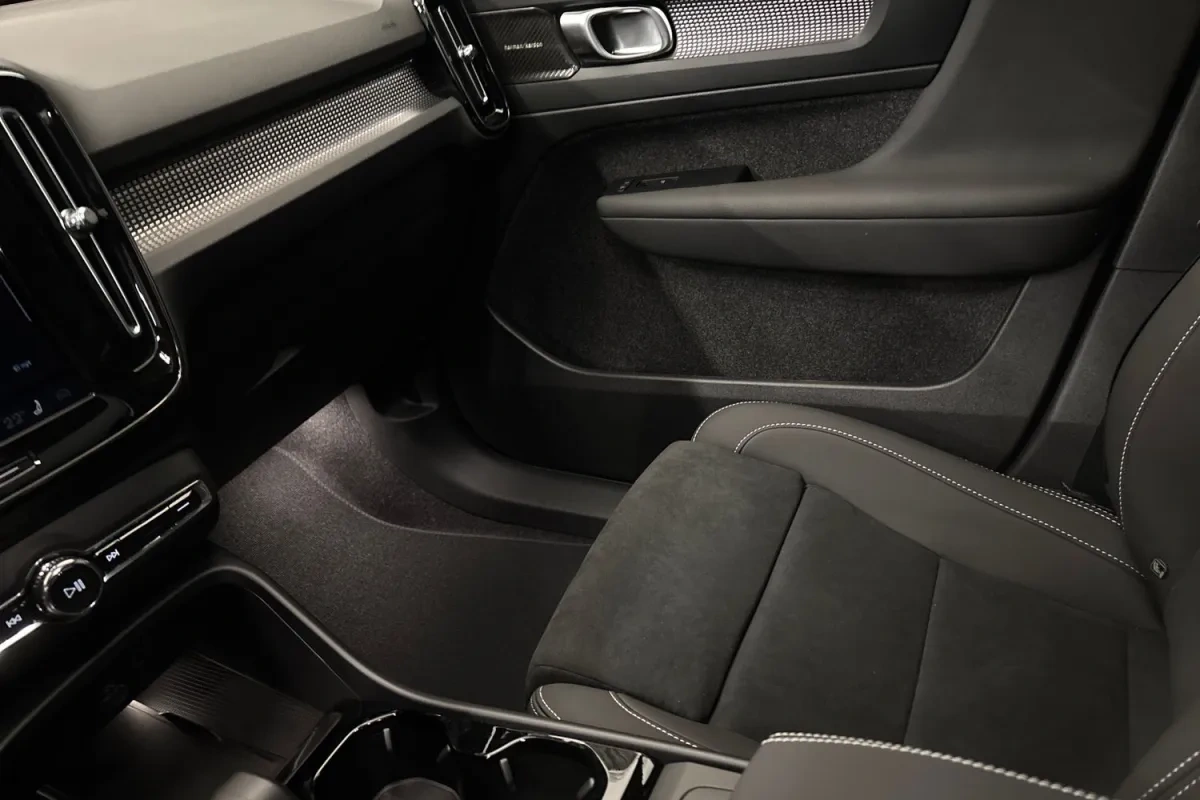 Volvo EX40