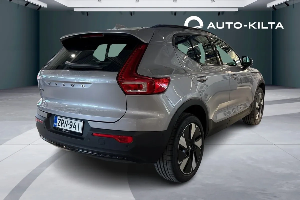 Volvo EX40