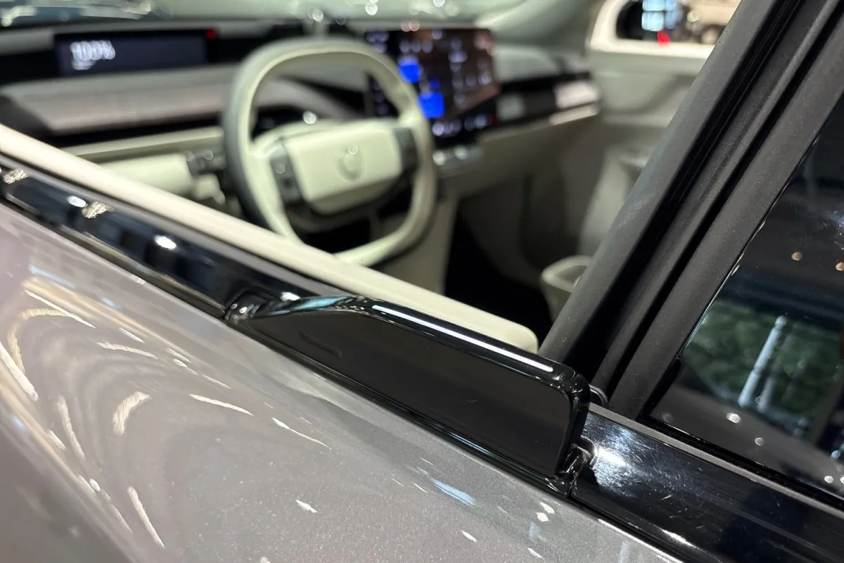 Volvo EX60