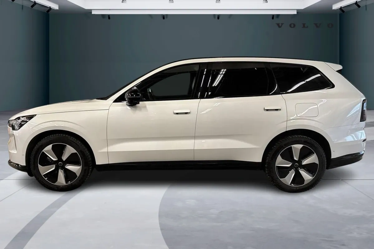 Volvo EX90