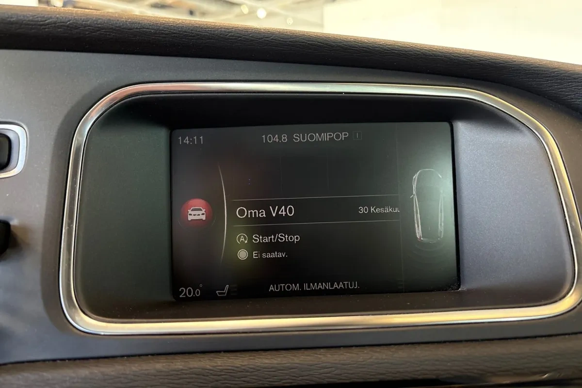 VOLVO V40