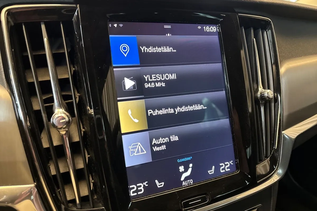 Volvo V90