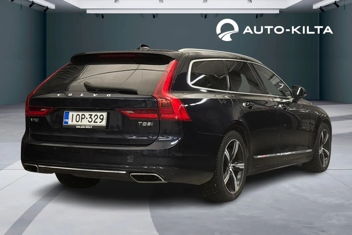 Volvo V90