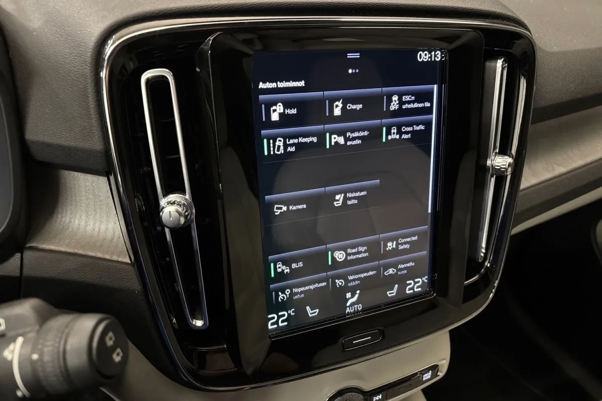 Volvo XC40
