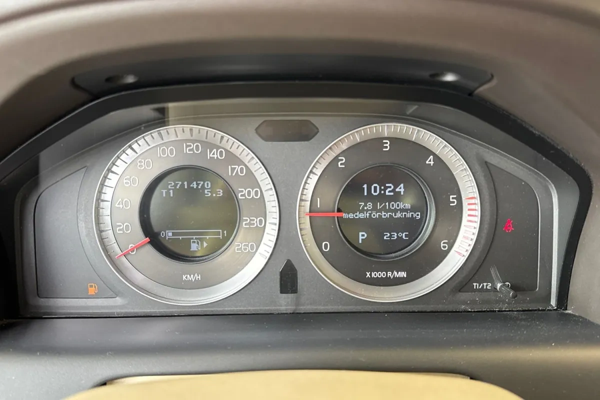 VOLVO XC60